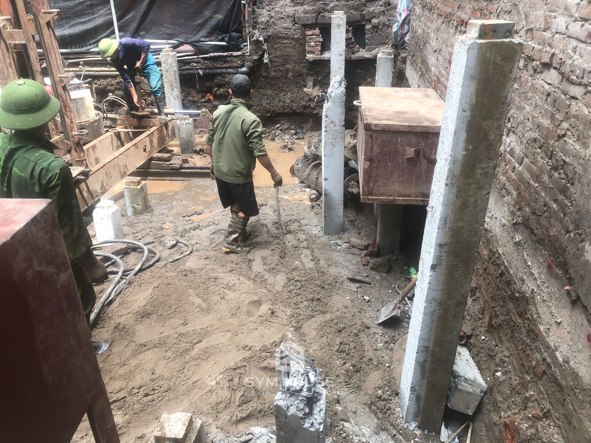 Cọc ép sâu đúng chuẩn đảm bảo nền móng vững chắc cho công trình tại Ngõ Quỳnh, Hai Bà Trưng, Hà Nội