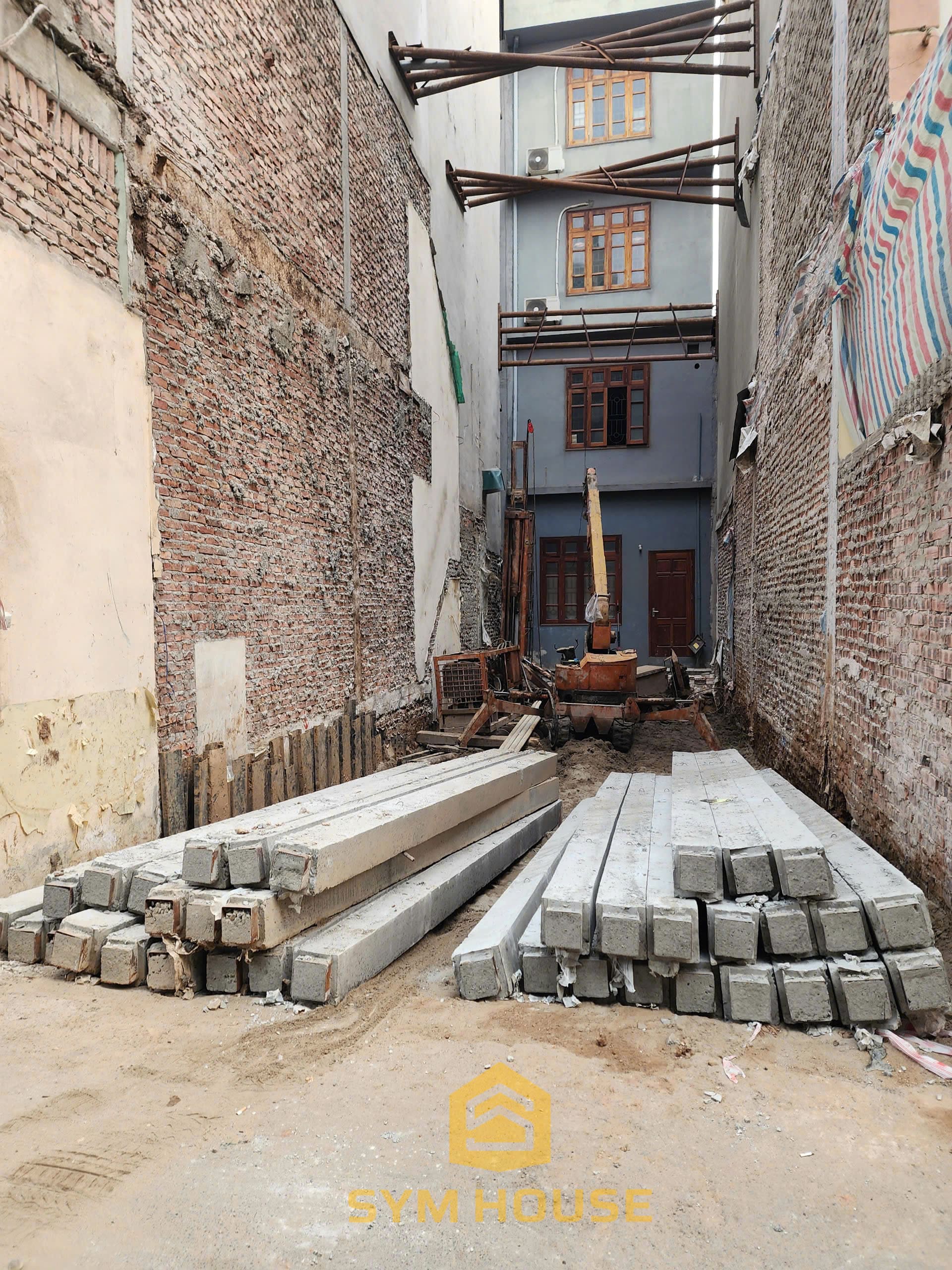 Quy trình thi công móng cọc nhà phố đúng kỹ thuật, an toàn, bền vững tại SYM HOUSE 12 Móng cọc là gì? Khi nào sử dụng móng cọc?